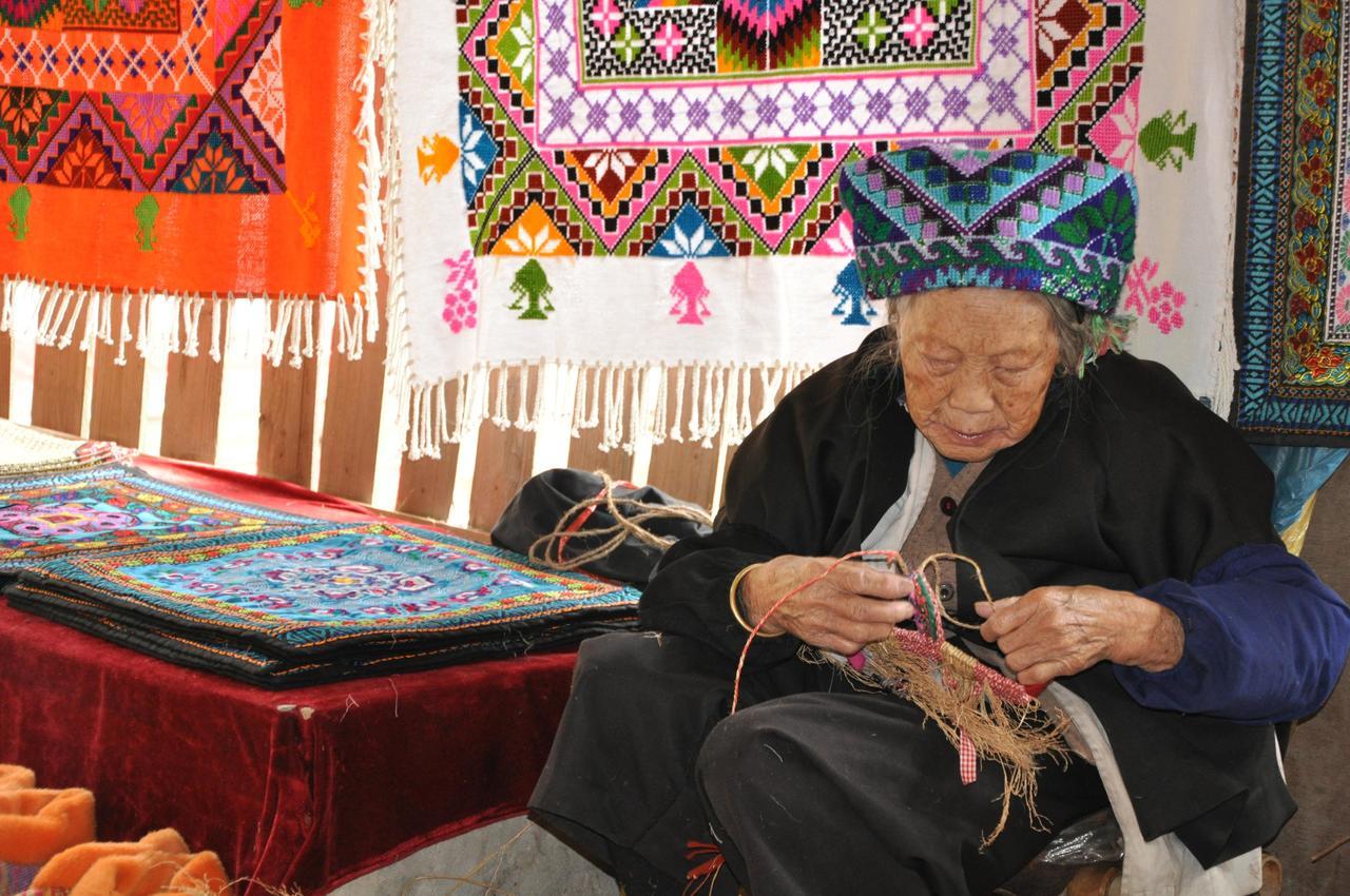 Longji Holiday Hotel 룽성 외부 사진